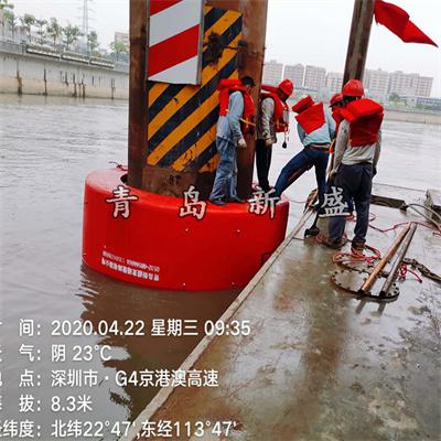 自浮式橋梁防撞設(shè)施 新盛牌浮動式鋼覆復(fù)合材料防撞套箱